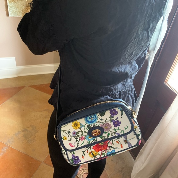 Gucci Floral Crossbody Bag - Multicolor - Picture 11 of 13